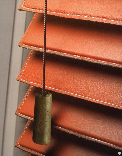 Кожаные горизонтальные жалюзи Luxury