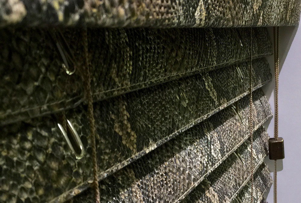 Кожаные горизонтальные жалюзи Luxury